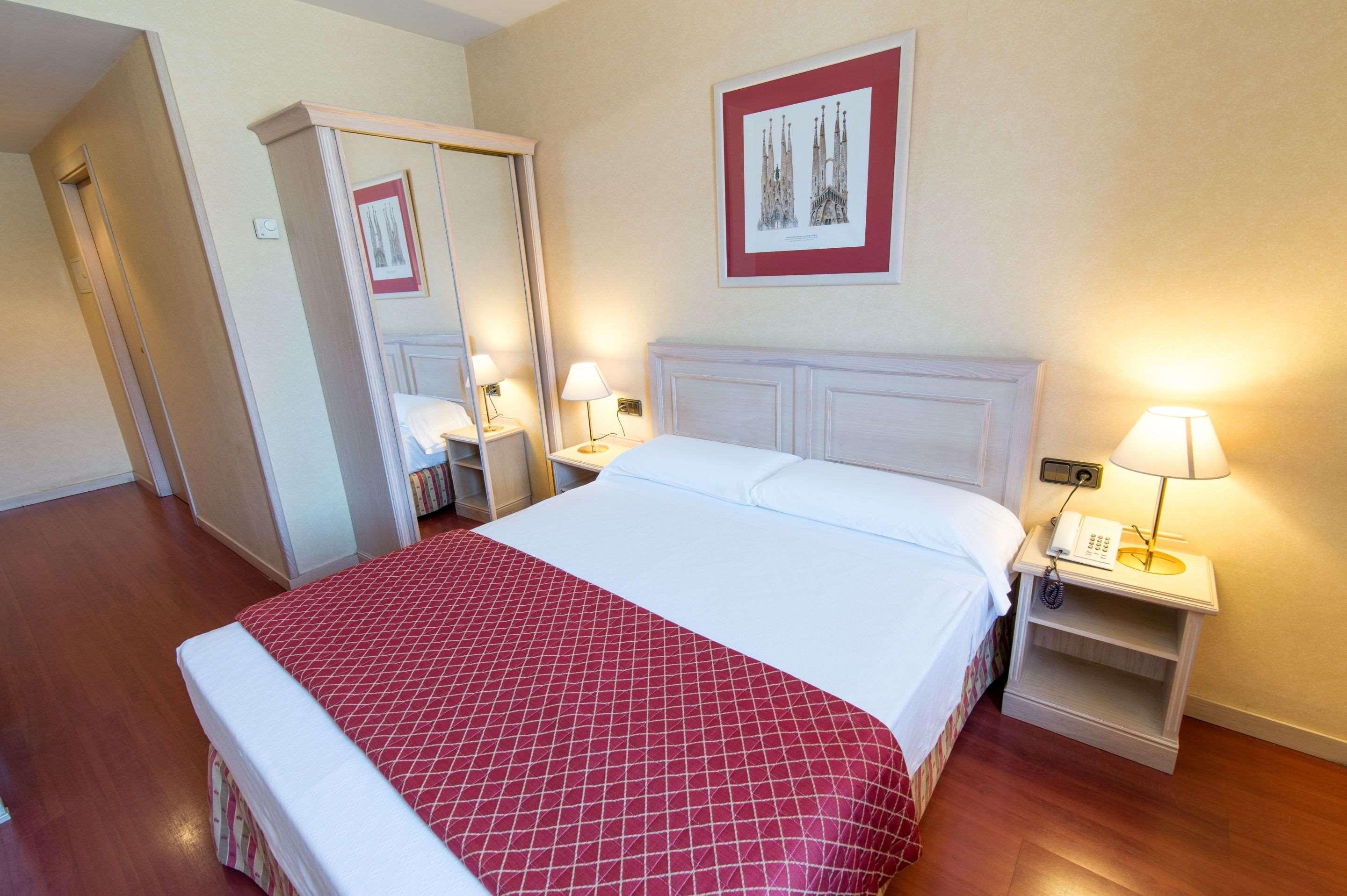 Sunotel Junior Barcelona Exterior photo