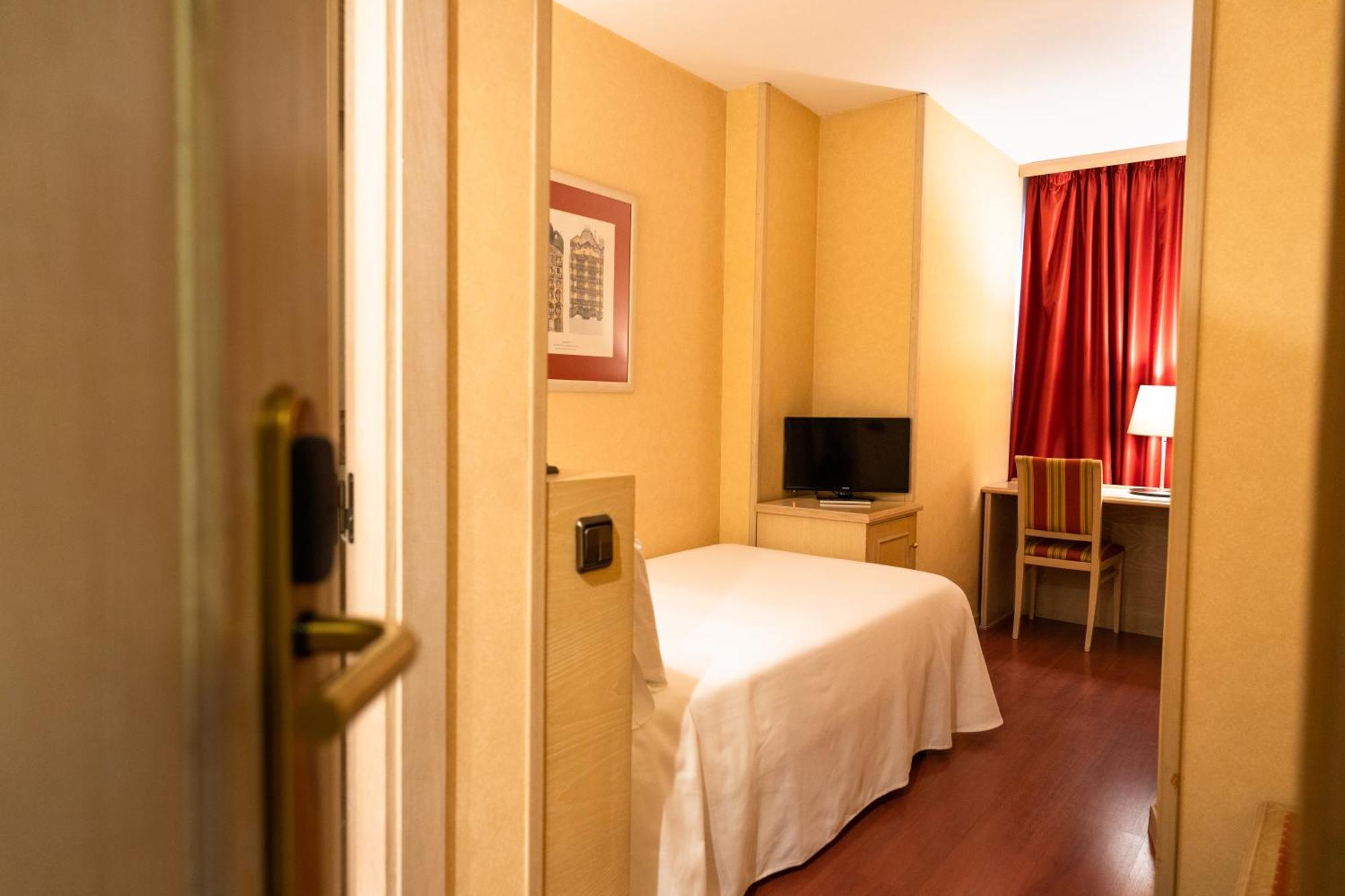 Sunotel Junior Barcelona Room photo