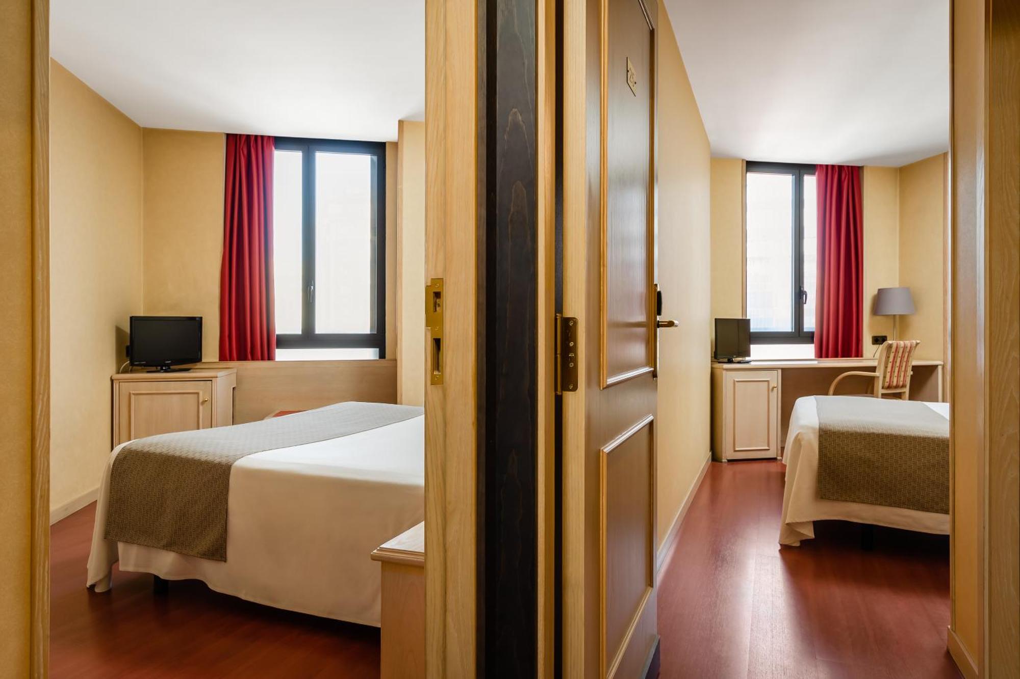Sunotel Junior Barcelona Exterior photo